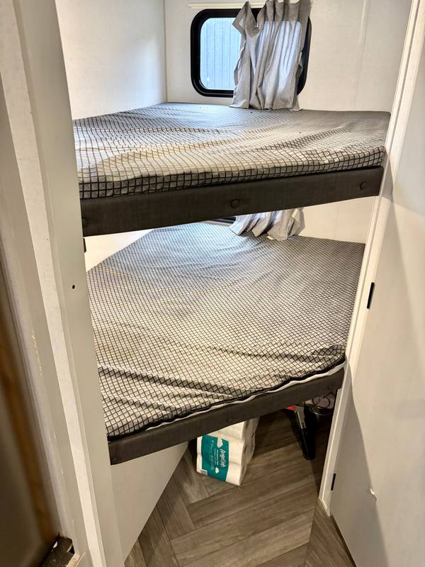 2021 Salem Platinum 178BHSKX Bunkhouse — photo 12