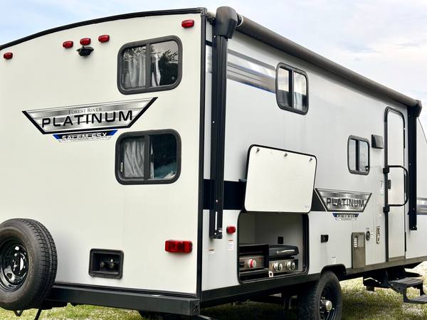 2021 Salem Platinum 178BHSKX Bunkhouse — photo 4