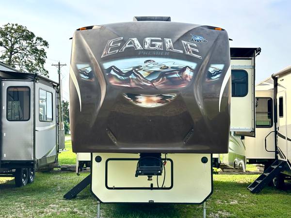 2014 Jayco Eagle Premier 321RLTS Rear Living | Full-Time Ready — photo 2