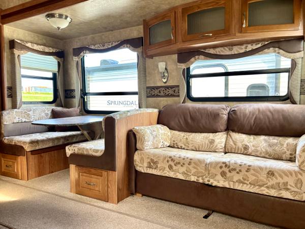 2010 Jayco Eagle 31.5FBHS Quad Bunkroom — photo 10
