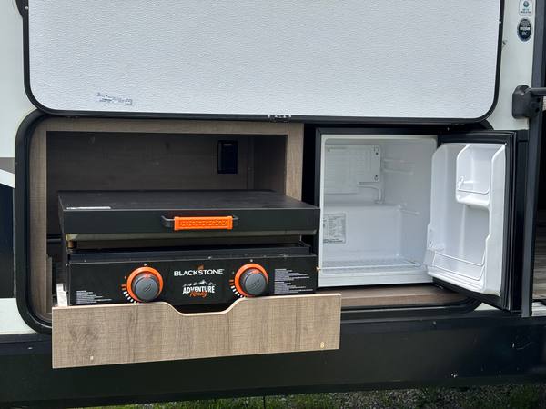 2021 Grand Design Imagine 2800BH Bunkhouse — photo 5