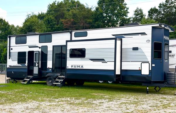 2025 Palomino Puma Destination 403LFT — photo 4