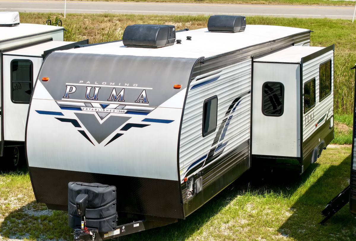 2023 Palomino Puma 28BHSS Bunkhouse travel trailer for sale at Triple C Camper Consignment in Kentuckiana — photo 1 of 12