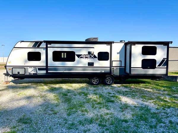 2022 Coachmen Apex 300BHS Quad Bunkroom — photo 7