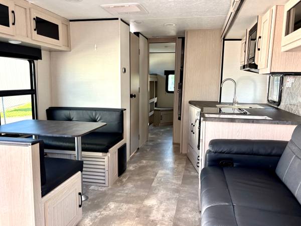 2022 Coachmen Apex 300BHS Quad Bunkroom — photo 12