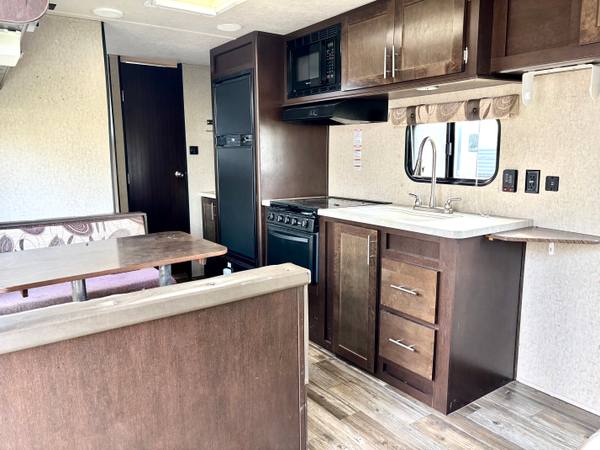 2016 Cherokee Grey Wolf 26BH Bunkhouse — photo 10