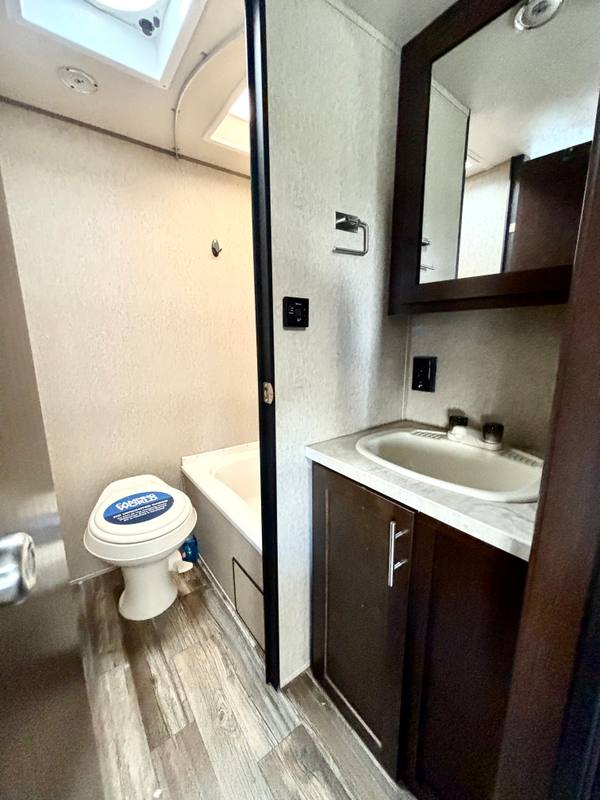 2016 Cherokee Grey Wolf 26BH Bunkhouse travel trailer for sale at Triple C Camper Consignment in Kentuckiana — photo 11 of 12