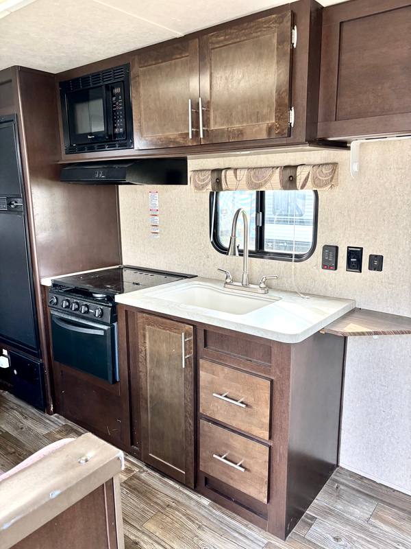 2016 Cherokee Grey Wolf 26BH Bunkhouse — photo 11