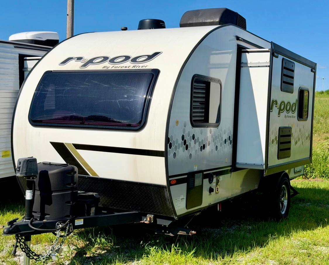 2022 Forest River R-Pod 190 — photo 1