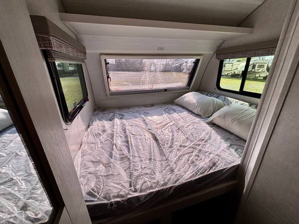 2022 Forest River R-Pod 190 — photo 11