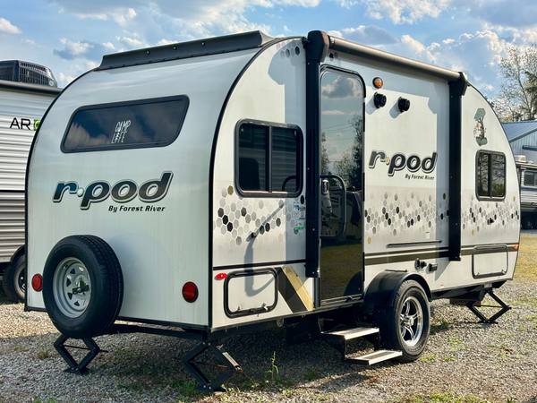 2022 Forest River R-Pod 190 — photo 5