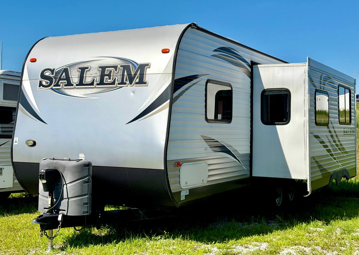 2013 Forest River Salem 26TPUD Triple Bunk — photo 1