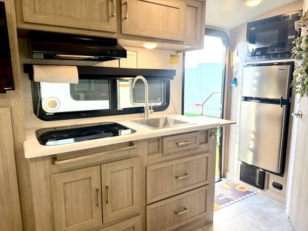 2021 Rockwood Geo Pro 19FBS — photo 11