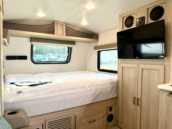 2021 Rockwood Geo Pro 19FBS — photo 10