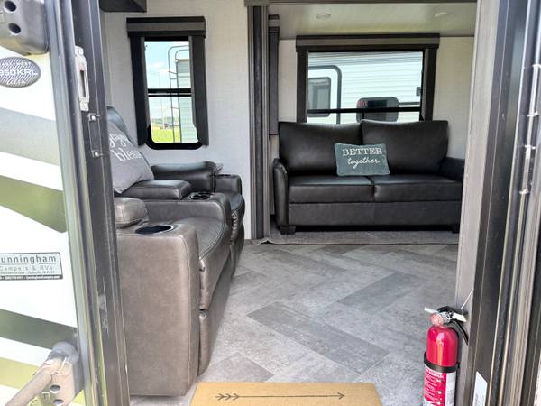 2021 East to West Alta 2850KRL — photo 7