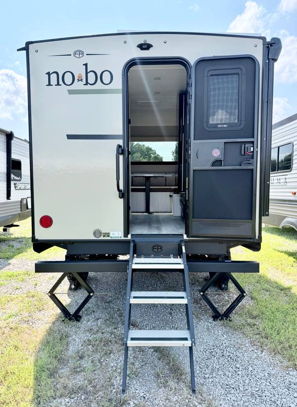 2026 Forest River Nobo 18.1 4-Season — photo 7