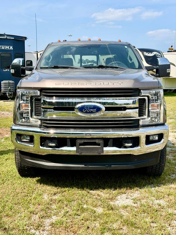 2018 Ford F-250 Super Duty XLT vehicle for sale at Triple C Camper Consignment in Kentuckiana — photo 3 of 12