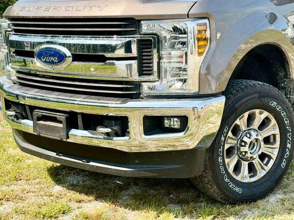 2018 Ford F-250 Super Duty XLT vehicle for sale at Triple C Camper Consignment in Kentuckiana — photo 2 of 12
