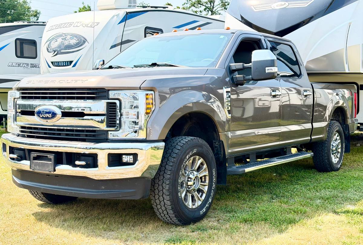 2018 Ford F-250 Super Duty XLT — photo 1