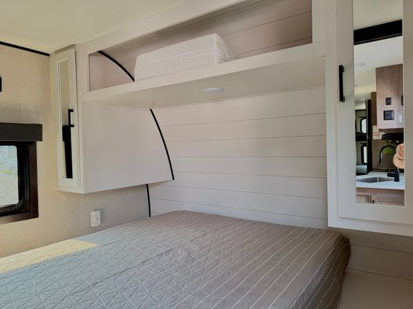 2024 Starcraft Autumn Ridge 26BHS Like-New Bunkhouse — photo 5