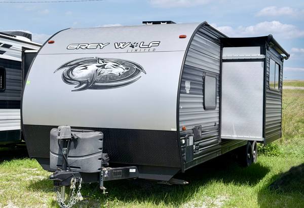 2022 Cherokee Grey Wolf ToyHauler 27RR 13Ft Garage toy hauler for sale at Triple C Camper Consignment in Kentuckiana — photo 2 of 12