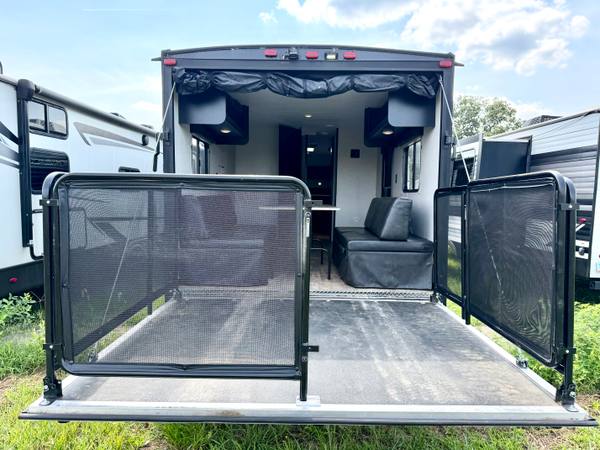 2022 Cherokee Grey Wolf ToyHauler 27RR 13Ft Garage toy hauler for sale at Triple C Camper Consignment in Kentuckiana — photo 9 of 12