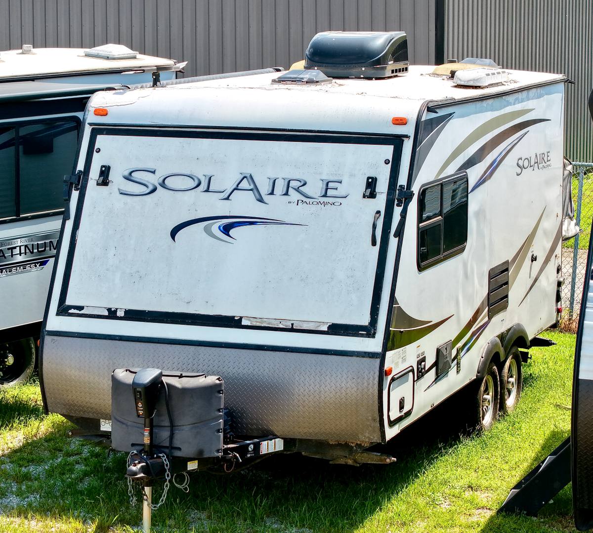2018 Palomino Solaire Hybrid 163X travel trailer for sale at Triple C Camper Consignment in Kentuckiana — photo 1 of 12