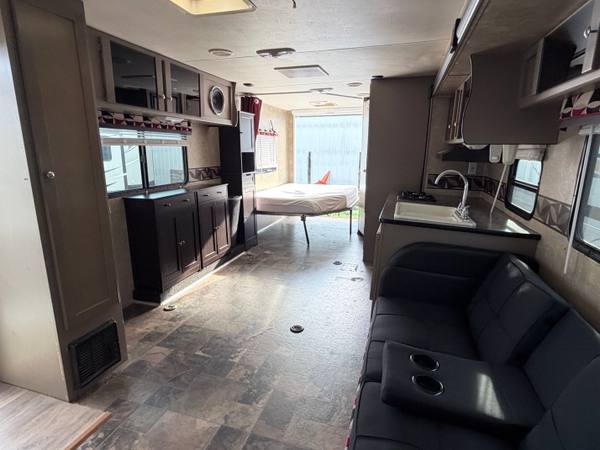 2010 KZ MXT ToyHauler 264 toy hauler for sale at Triple C Camper Consignment in Kentuckiana — photo 9 of 12