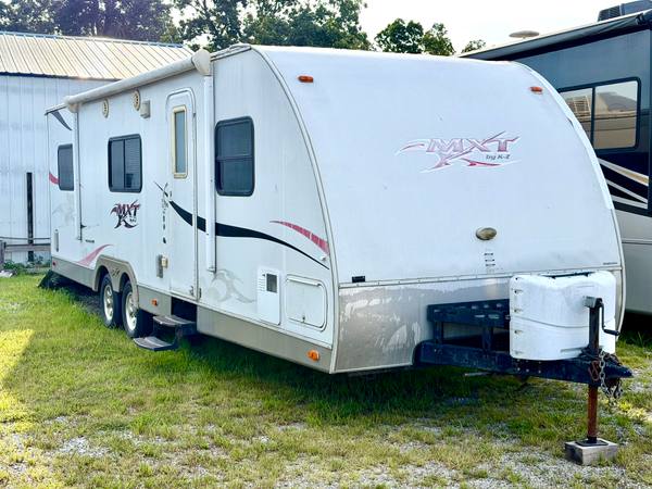 2010 KZ MXT ToyHauler 264 toy hauler for sale at Triple C Camper Consignment in Kentuckiana — photo 3 of 12