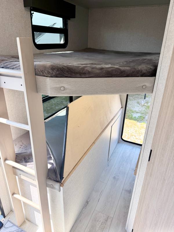 2023 East to West Alta 2800KBH travel trailer for sale at Triple C Camper Consignment in Kentuckiana — photo 10 of 12