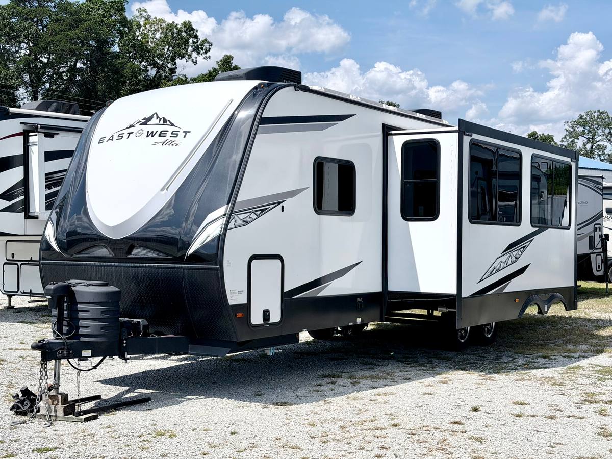 2023 East to West Alta 2800KBH travel trailer for sale at Triple C Camper Consignment in Kentuckiana — photo 1 of 12