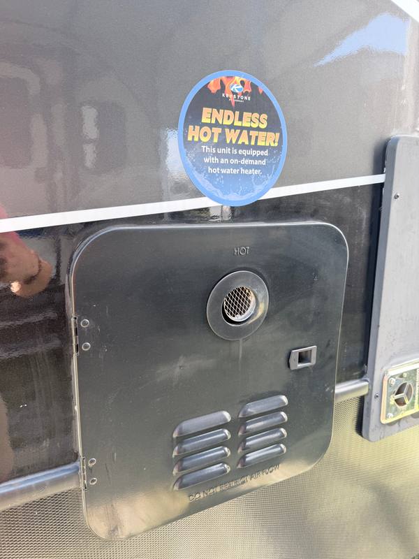 2024 Forest River Raptor 428 15Ft Garage toy hauler for sale at Triple C Camper Consignment in Kentuckiana — photo 9 of 12