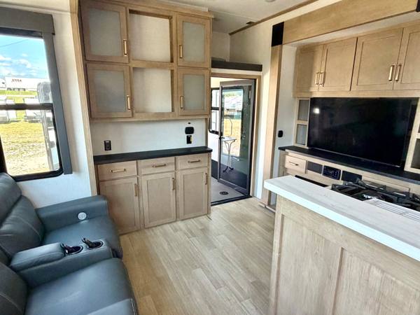 2024 Forest River Raptor 428 15Ft Garage toy hauler for sale at Triple C Camper Consignment in Kentuckiana — photo 11 of 12