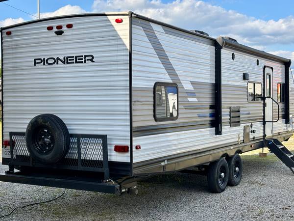 2021 Heartland Pioneer QB300 Private Quad Bunkroom travel trailer for sale at Triple C Camper Consignment in Kentuckiana — photo 3 of 12