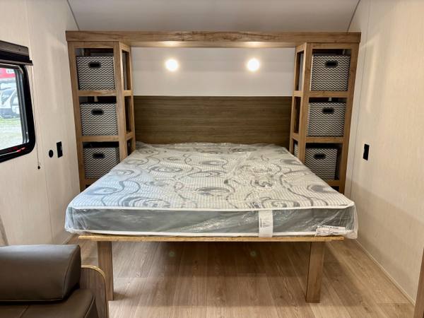 2025 Cherokee Grey Wolf 26EV Bunkhouse — photo 6