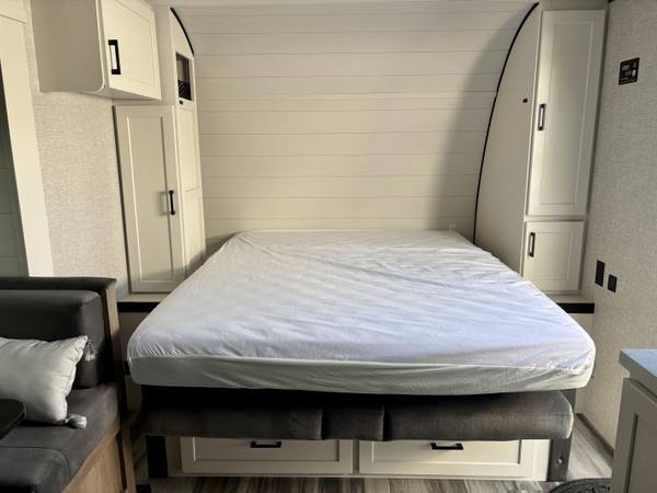 2025 Jayco Jayflight 197MB Murphy Bed | Bunkhouse — photo 8