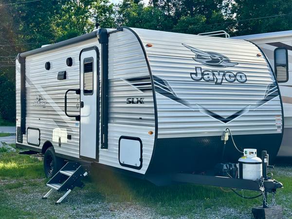 2025 Jayco Jayflight 197MB Murphy Bed | Bunkhouse — photo 3