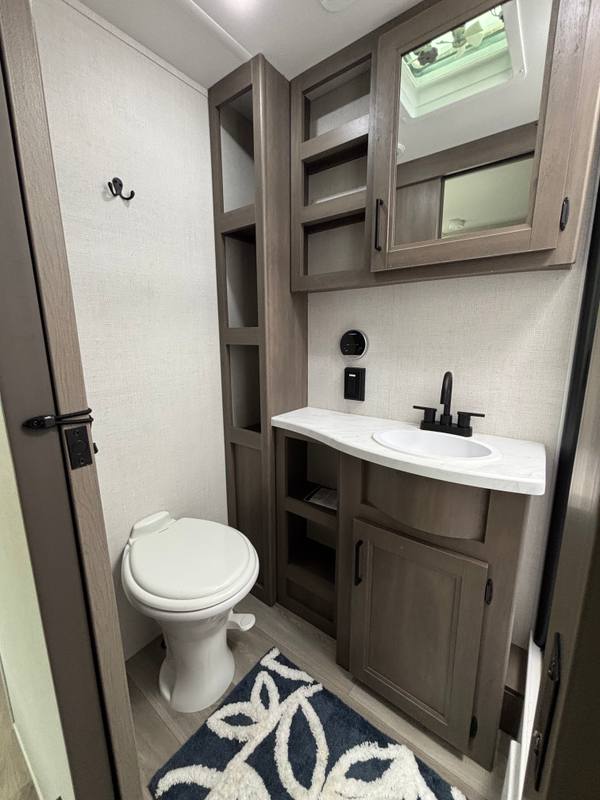 2025 Grand Design Transcend 335BHT Quad Bunkroom — photo 12