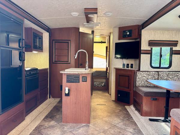2015 Palomino Solaire Hybrid 197X — photo 8