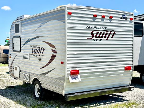 2014 Jayco Jayflight Swift 145RB — photo 7