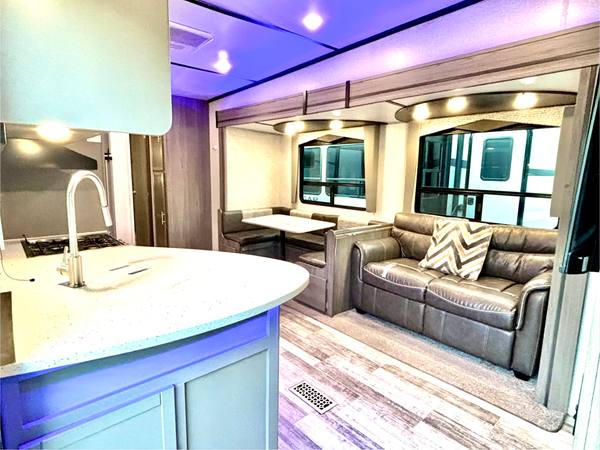 2021 Keystone Volante 360DB 2 Bed | 2 Bath — photo 7