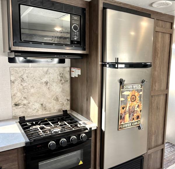 2021 Primetime Avenger 24FKS Couples Coach — photo 8