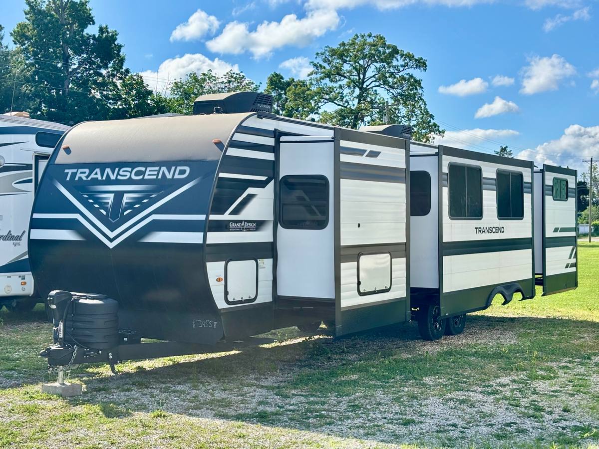 2025 Grand Design Transcend 335BHT — photo 1