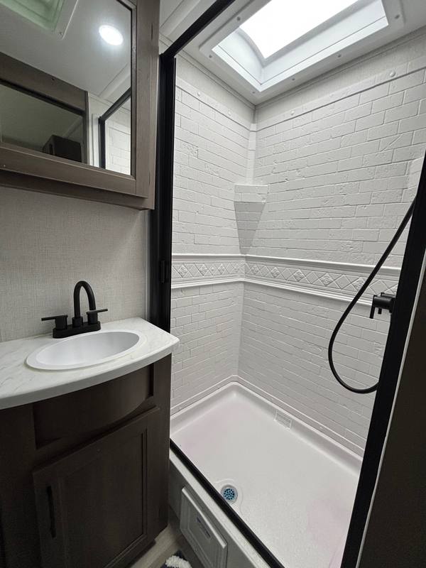 2025 Grand Design Transcend 335BHT — photo 8